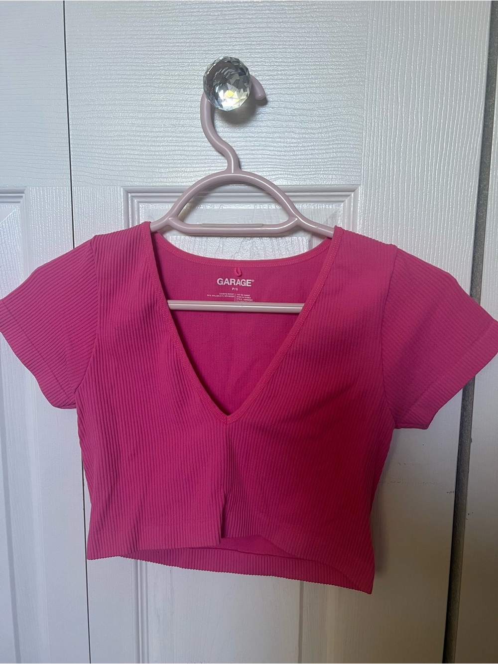 Garage ribbed crop-top